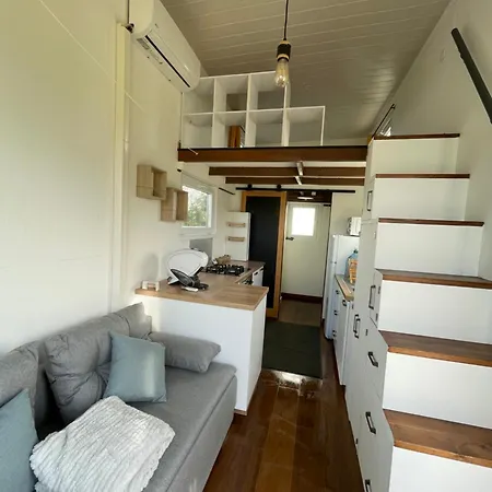 La Tiny Du Rougy Holiday home *